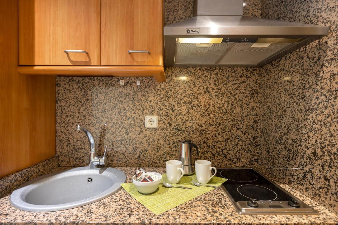 Apartments Sata Park Guell Area Barcelona Exterior foto